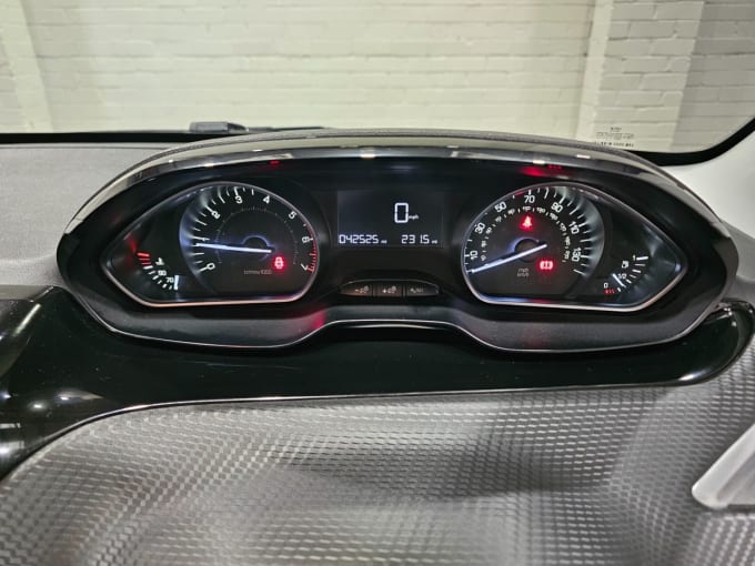 2025 Peugeot 208