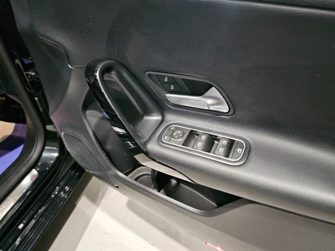 2025 Mercedes-benz A-class