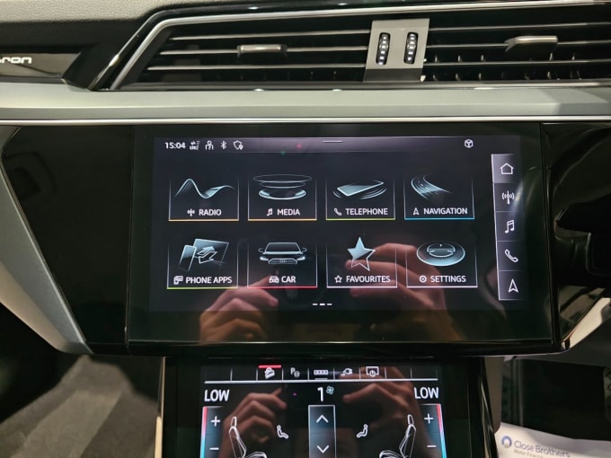 2025 Audi E-tron