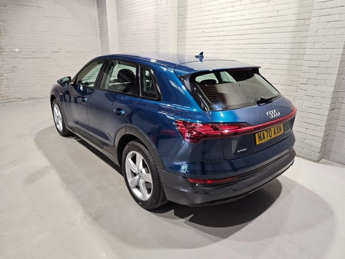 2025 Audi E-tron