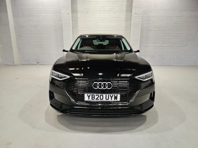 2025 Audi E-tron