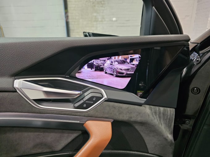 2025 Audi E-tron