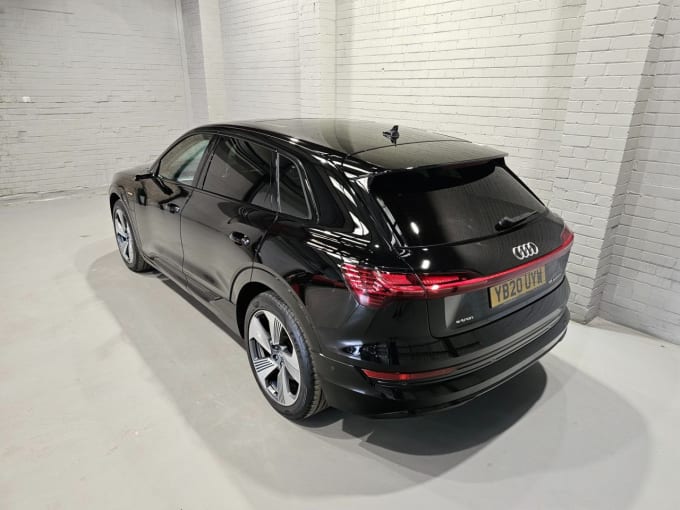 2025 Audi E-tron