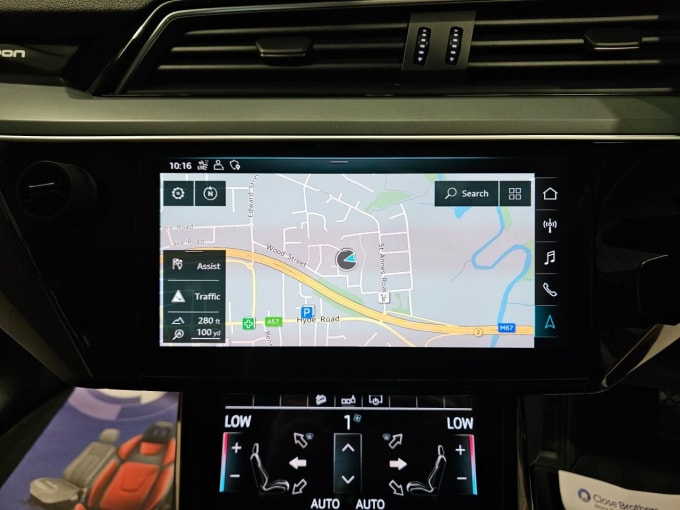 2025 Audi E-tron