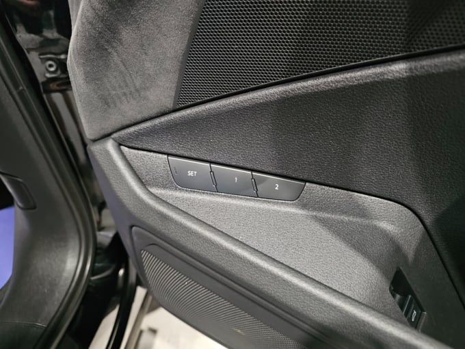 2025 Audi E-tron