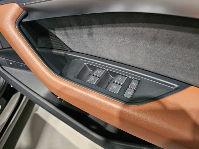 2025 Audi E-tron