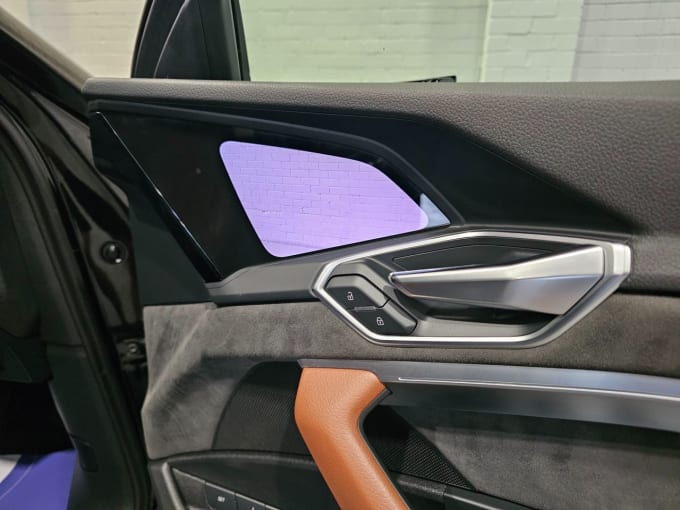 2025 Audi E-tron
