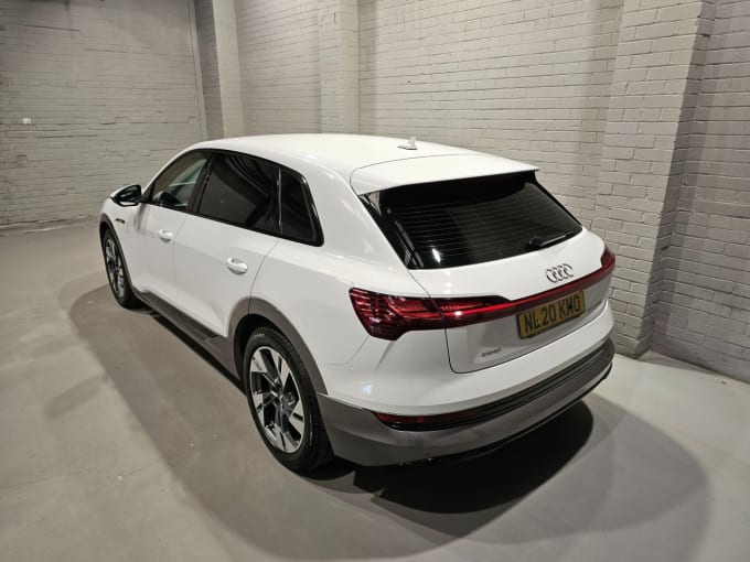 2025 Audi E-tron