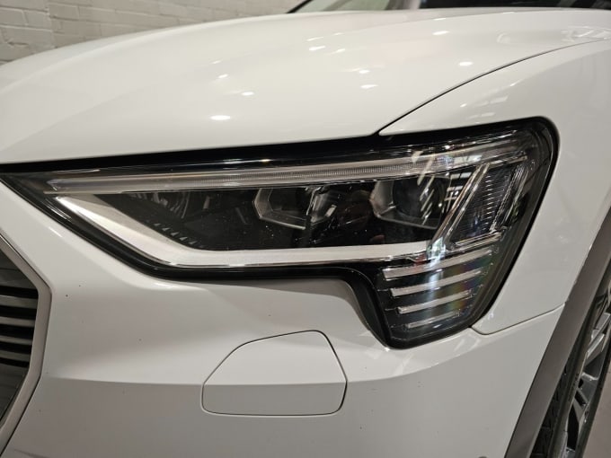 2025 Audi E-tron