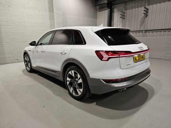 2025 Audi E-tron