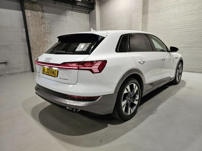 2025 Audi E-tron