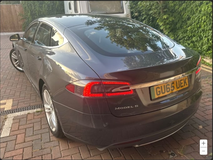 2025 Tesla Model S