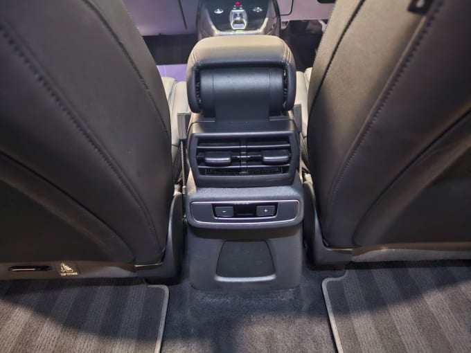 2025 Audi Q4 E-tron