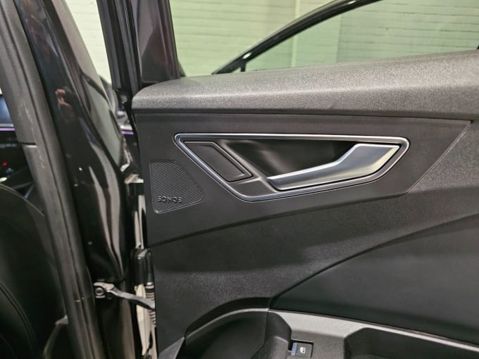 2025 Audi Q4 E-tron
