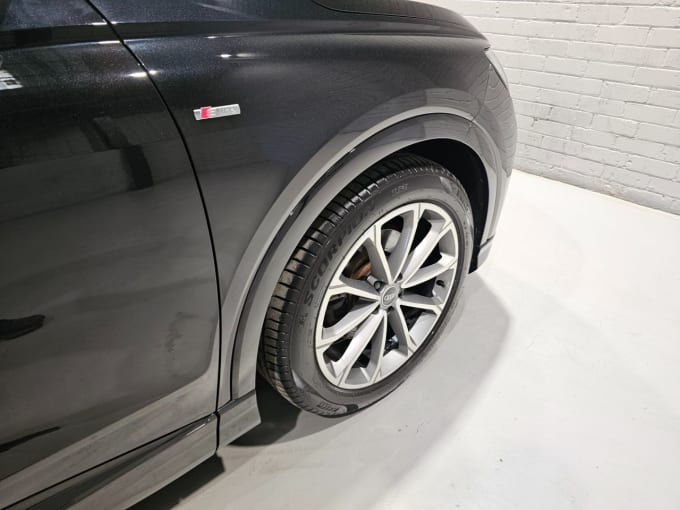 2025 Audi Q4 E-tron