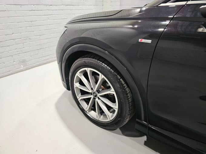 2025 Audi Q4 E-tron