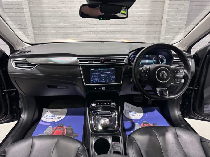 2025 Mg Mg5