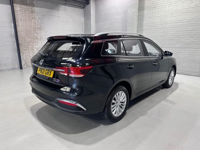 2025 Mg Mg5