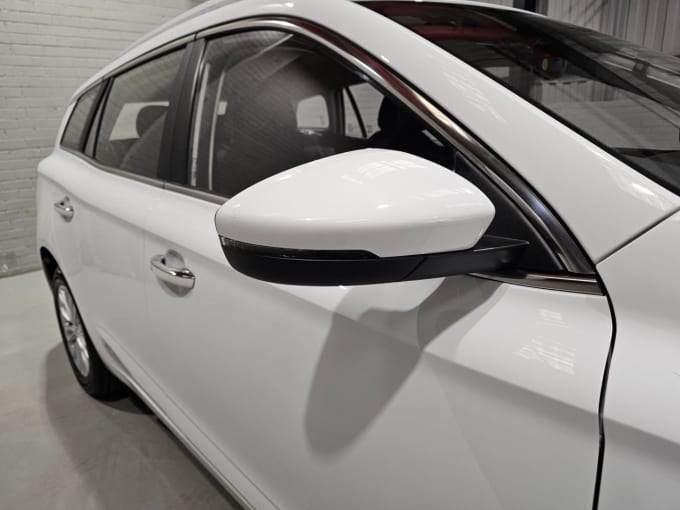 2022 Mg Mg5