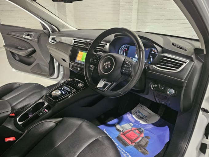 2022 Mg Mg5