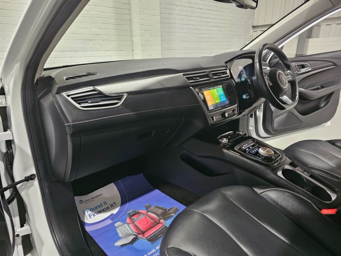 2022 Mg Mg5