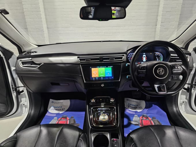 2022 Mg Mg5