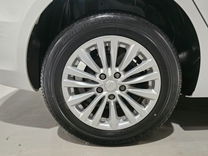 2022 Mg Mg5