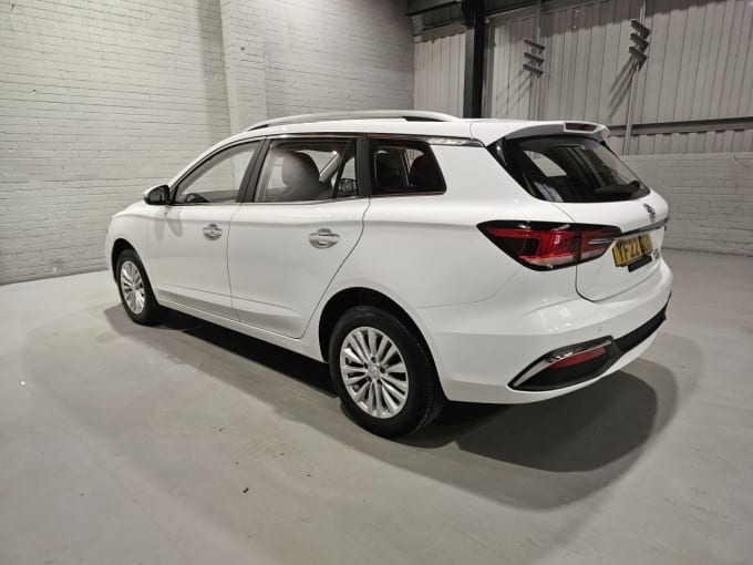 2022 Mg Mg5