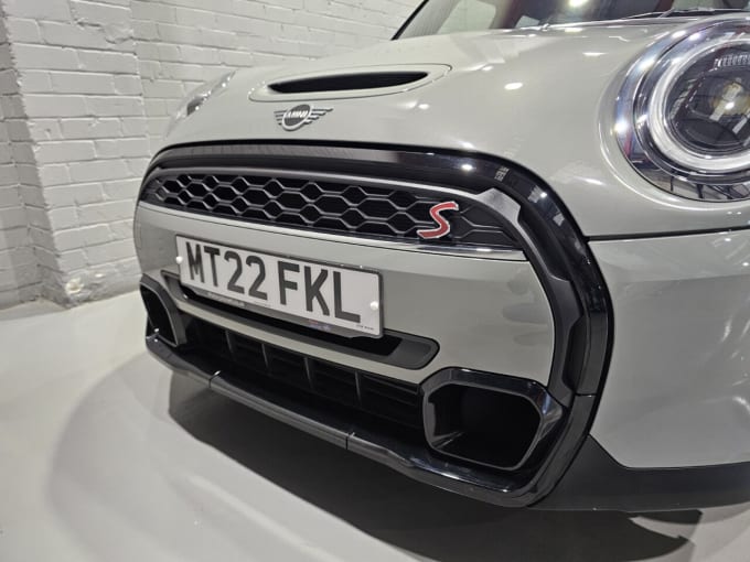 2022 Mini Hatch
