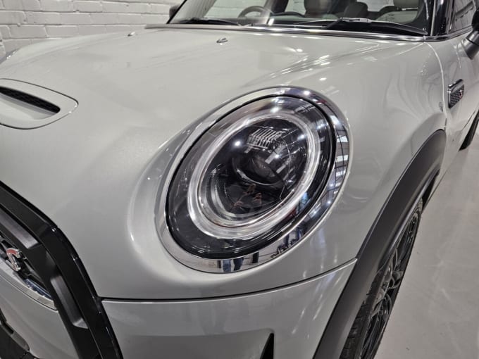 2022 Mini Hatch