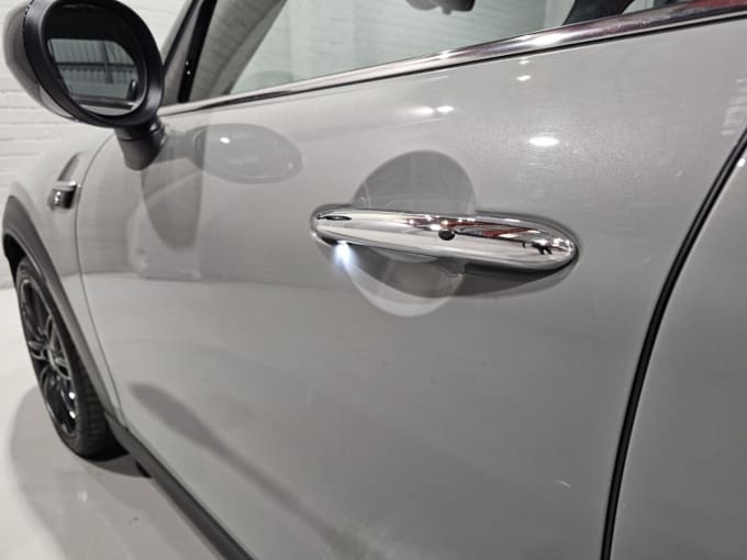 2022 Mini Hatch