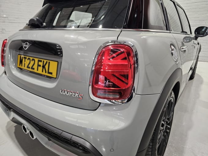 2022 Mini Hatch