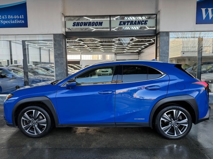 2025 Lexus Ux