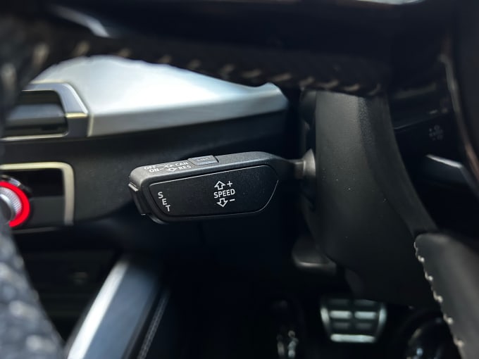 2025 Audi Sq2