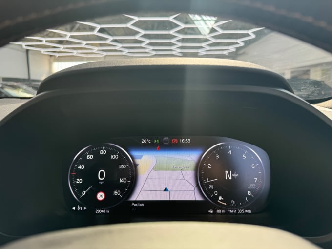2025 Volvo Xc40