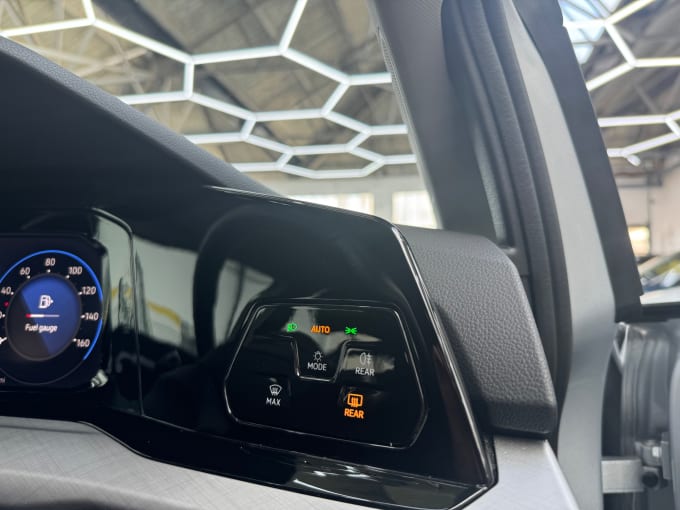2025 Volkswagen Golf