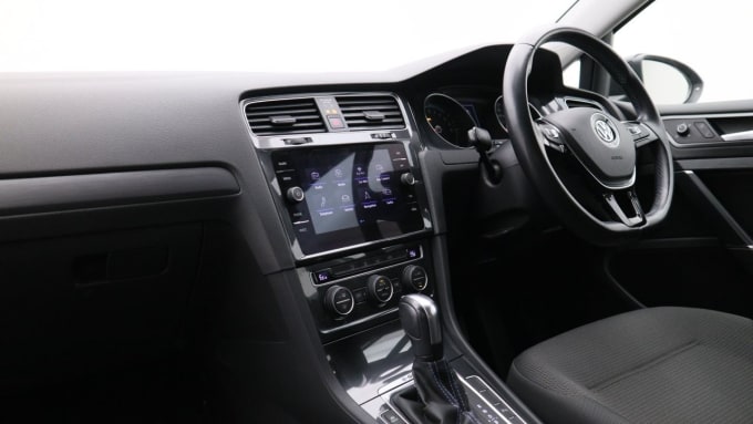 2025 Volkswagen E-golf