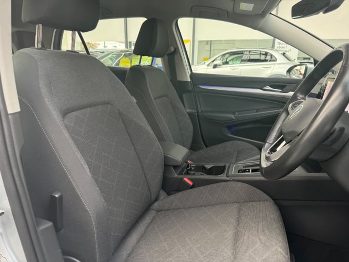 2025 Volkswagen Golf