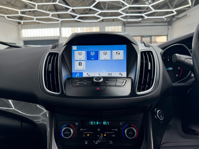 2025 Ford C-max