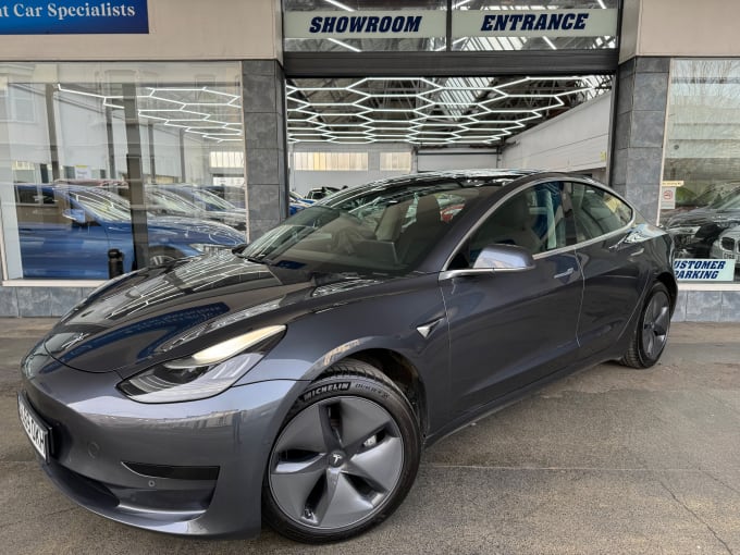 2025 Tesla Model 3