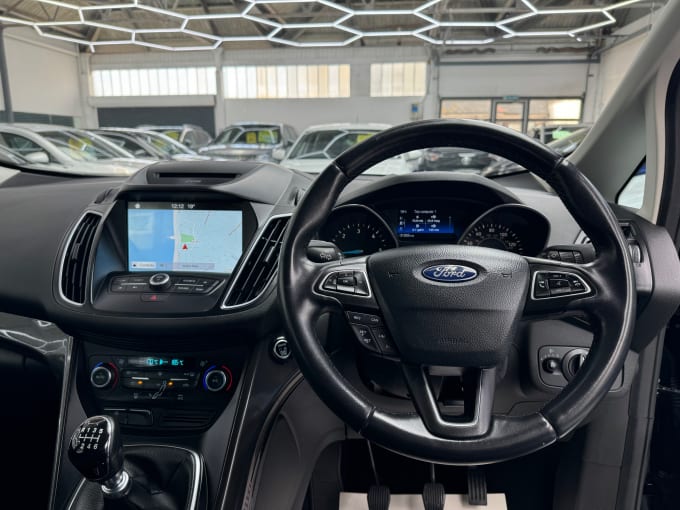 2025 Ford C-max