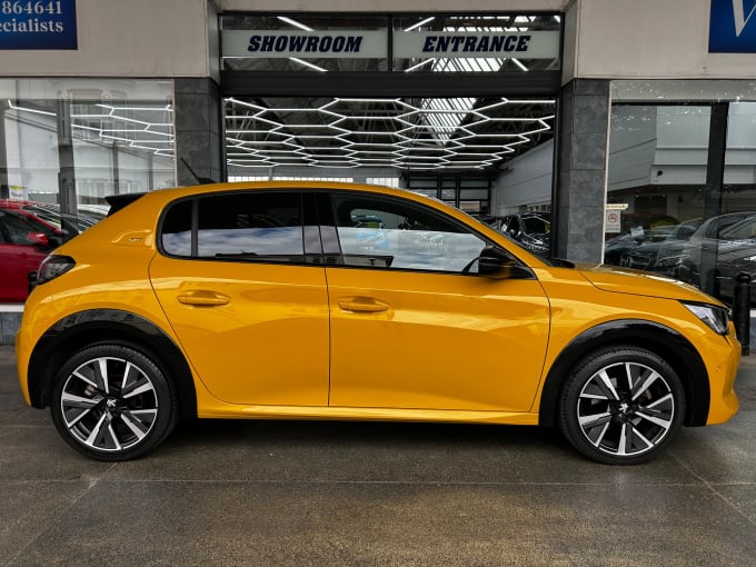 2025 Peugeot 208