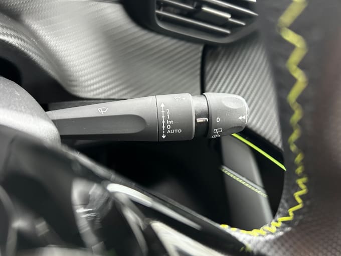 2025 Peugeot 208