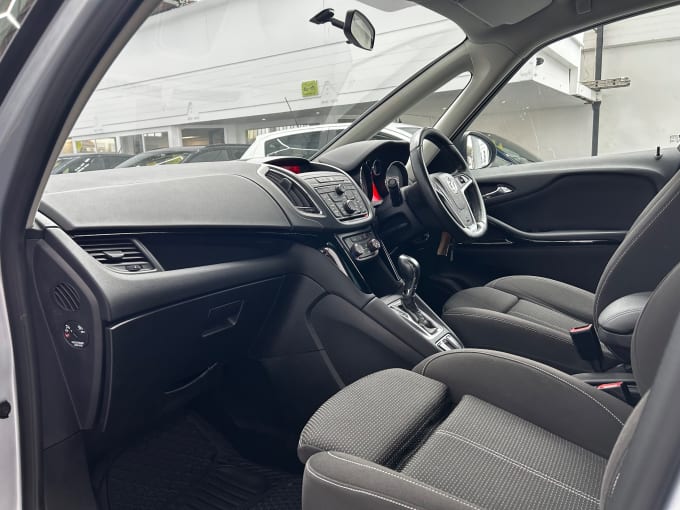 2025 Vauxhall Zafira Tourer