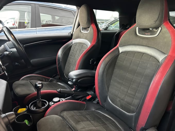 2025 Mini Hatch