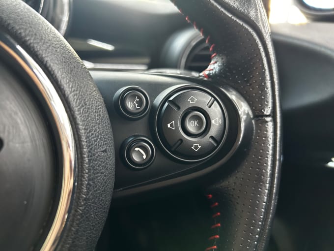 2025 Mini Hatch