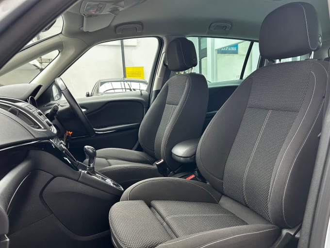 2025 Vauxhall Zafira Tourer