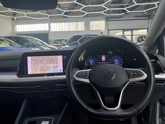 2025 Volkswagen Golf