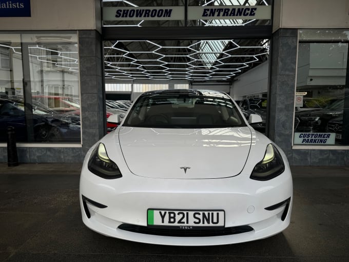 2025 Tesla Model 3