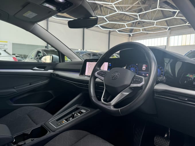 2025 Volkswagen Golf
